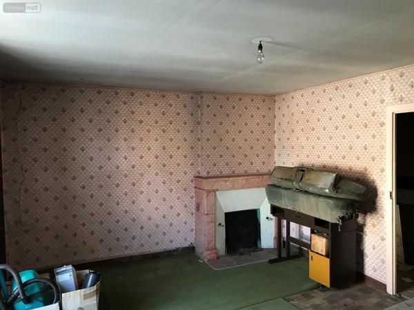 Local mixte (Pro/Hab) à vendre à Beaufay dans la Sarthe (72110), ref : 079/1709