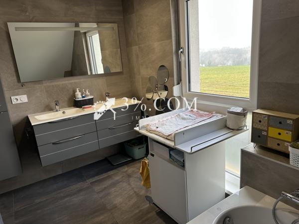 Maison 4 pièce(s) 3 chambre(s) 127 m²