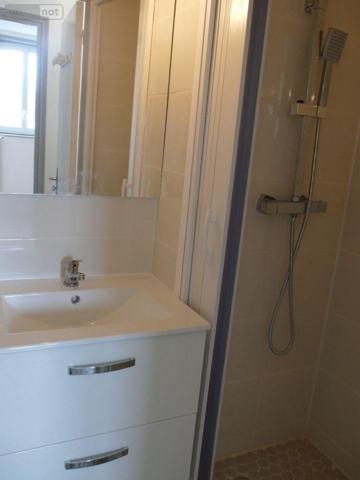 Appartement à louer à Étretat en Seine-Maritime (76790), ref : SC/499   
CENTRE BOURG