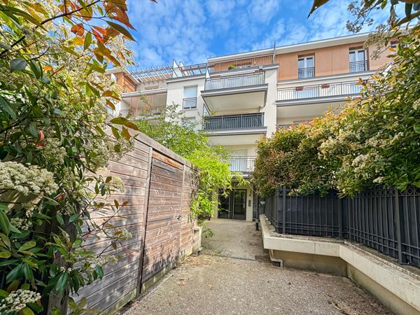 Appartement Rosny Sous Bois 4 pièce(s)