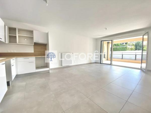 Achat appartement près de BOURGOIN JALLIEU - 4 pièce(s) - 83 m² - 287 140 €