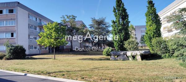 Appartement à COGNAC, 16100 - 2 pièces 53m²