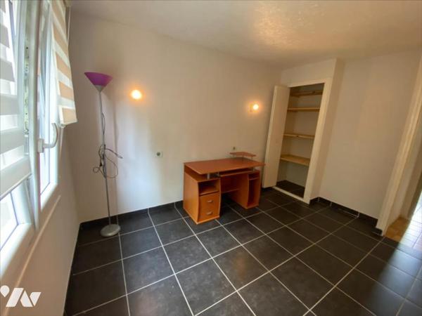 À Vendre à Rohan Maison située à pied des commodités et services