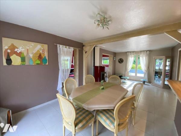 À Vendre à Rohan Maison située à pied des commodités et services