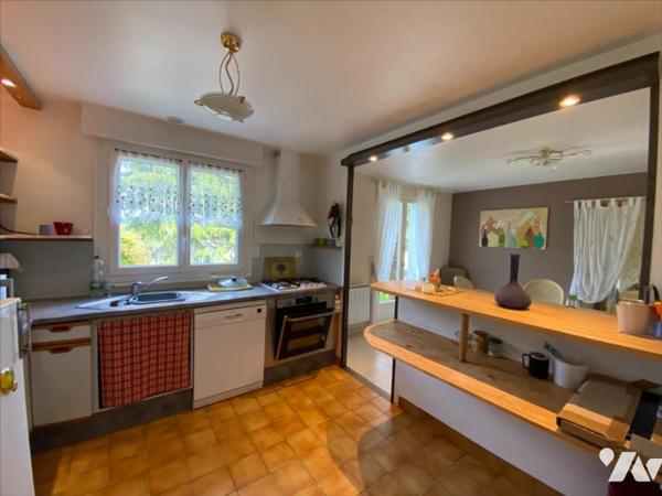 À Vendre à Rohan Maison située à pied des commodités et services