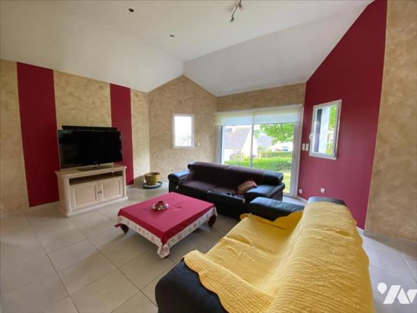 À Vendre à Rohan Maison située à pied des commodités et services
