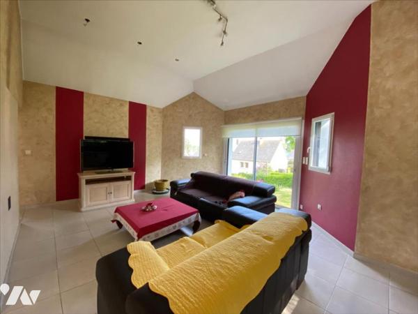 À Vendre à Rohan Maison située à pied des commodités et services