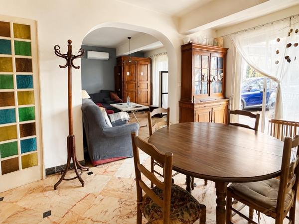 AGEN maison composée de deux appartements proche commodités
