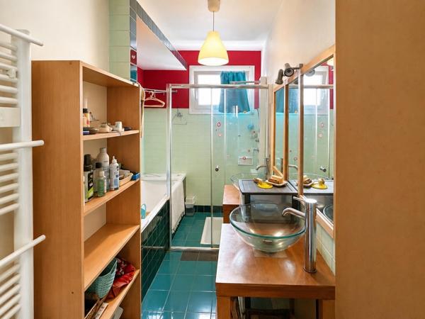 AGEN maison composée de deux appartements proche commodités