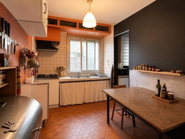 AGEN maison composée de deux appartements proche commodités
