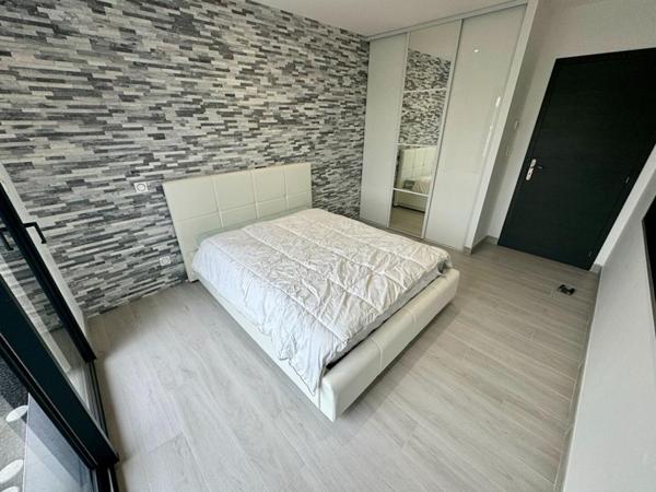 Maison Bassens 6 pièce(s) 140 m2