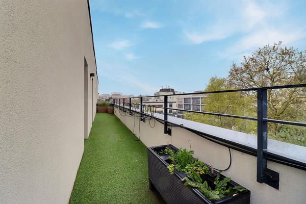 5 pièces Colombes 112 m² terrasse triple exposition proche gare