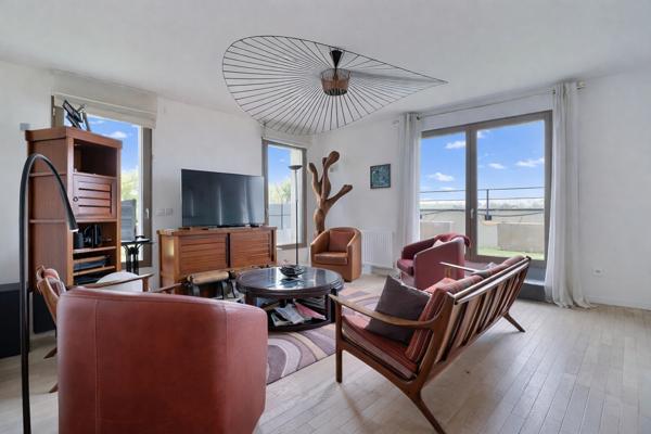 5 pièces Colombes 112 m² terrasse triple exposition proche gare