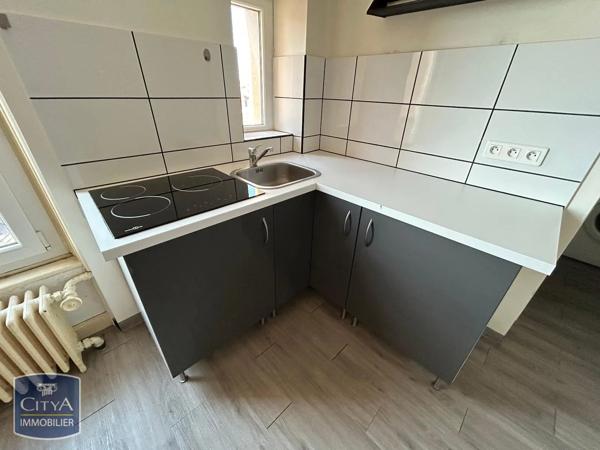 Appartement à louer 2 pièces 46.7m² Vichy (03200)