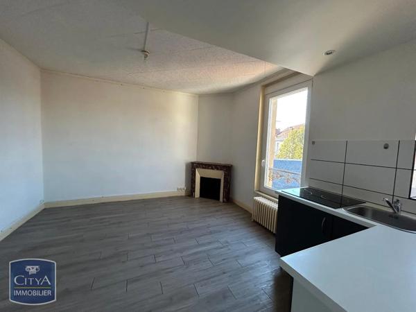 Appartement à louer 2 pièces 46.7m² Vichy (03200)