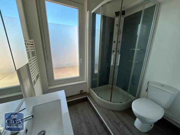 Appartement à louer 2 pièces 46.7m² Vichy (03200)