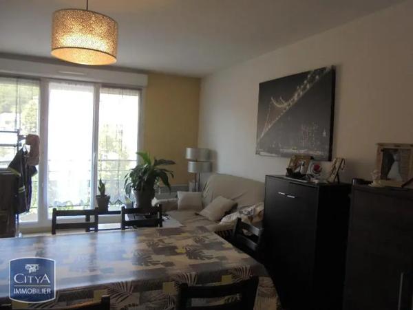 Appartement à louer 2 pièces 48.4m² Saint-Clair-de-la-Tour (38110)