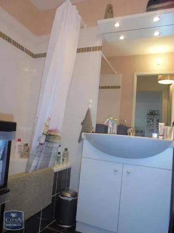 Appartement à louer 2 pièces 48.4m² Saint-Clair-de-la-Tour (38110)