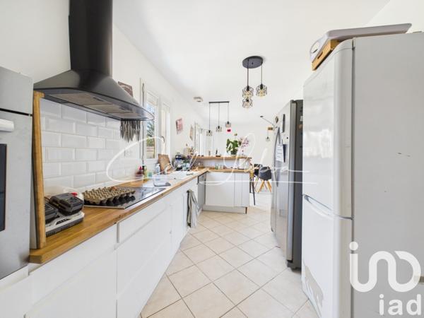 Maison à vendre 6 pièces 123 m² Moret-Loing-et-Orvanne