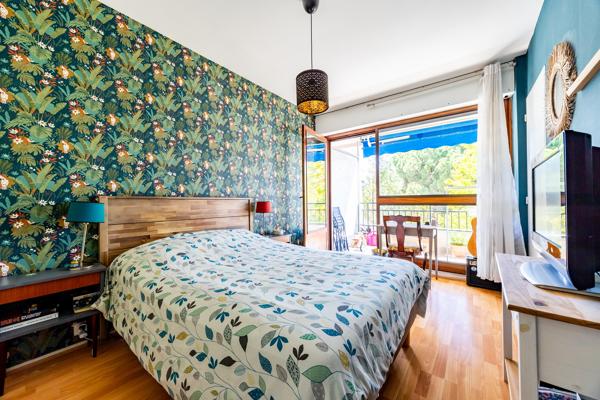 Appartement
         4 pièces
        - 87 m² Exclusivité 245 000 € *