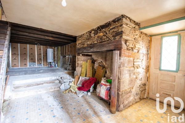 Maison de village 6 pièces de 100 m² à Voutezac (19130)