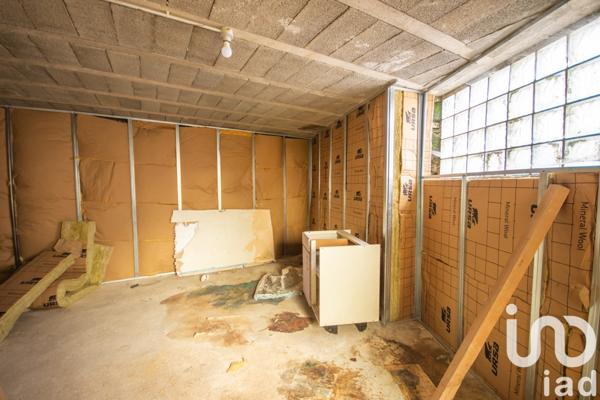 Maison de village 6 pièces de 100 m² à Voutezac (19130)