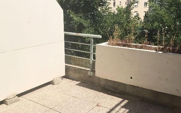 Appartement à vendre    2 pièces • 17 m2 Marseille 5