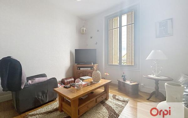 Appartement à louer    3 pièces • 55 m2 Montluçon