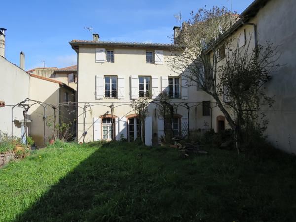 Belpech (11420) Superbe Maison De Maître Et De Village