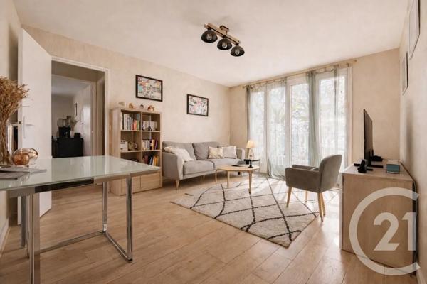 Appartement F3 à vendre  3 pièces - 56 m 2   ROSNY SOUS BOIS  - 93