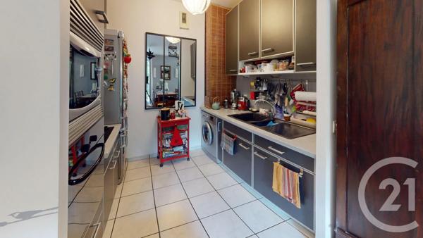 Appartement F2 à vendre  2 pièces - 42,81 m 2   IVRY SUR SEINE  - 94