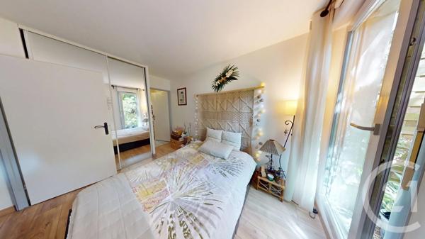 Appartement F2 à vendre  2 pièces - 42,81 m 2   IVRY SUR SEINE  - 94