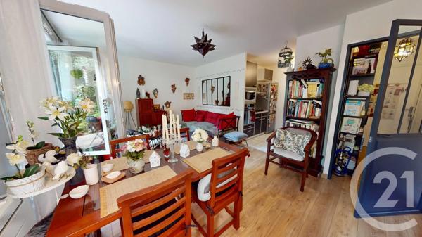 Appartement F2 à vendre  2 pièces - 42,81 m 2   IVRY SUR SEINE  - 94