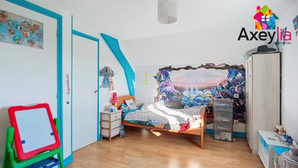 La Motte-Saint-Jean (71160) Maison avec 3 chambres, piscine et terrain.