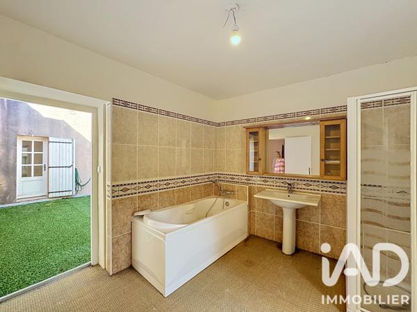 Maison à vendre 6 pièces 201 m² Malaucène