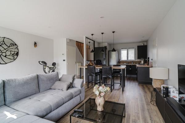 Maison à vendre |  Meyzieu |  4 pièces | 86 m²