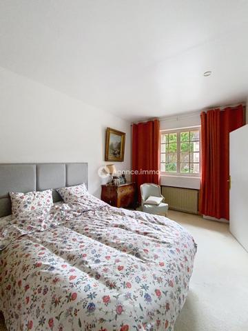 À vendre - Maison, 7 pièces située à Bléré (37150)