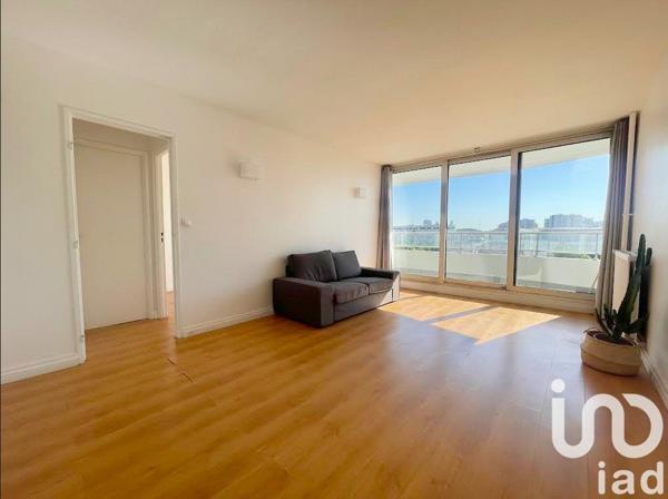 Apartment for sale 2 rooms 45 m² Paris 18