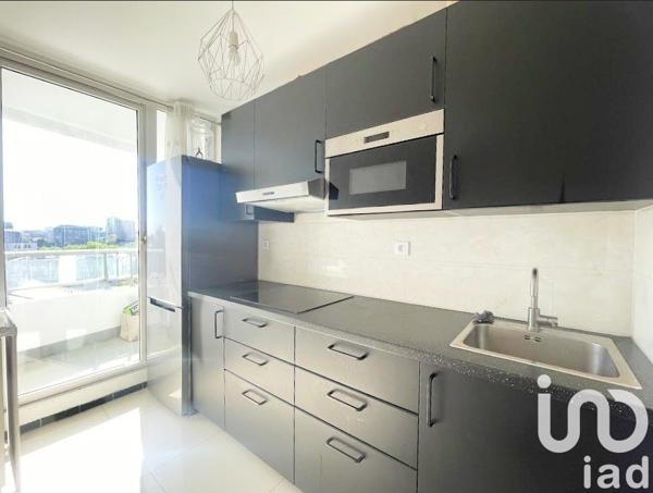 Apartment for sale 2 rooms 45 m² Paris 18