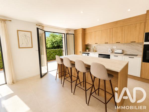 Appartement à vendre 4 pièces 105 m² Cogolin