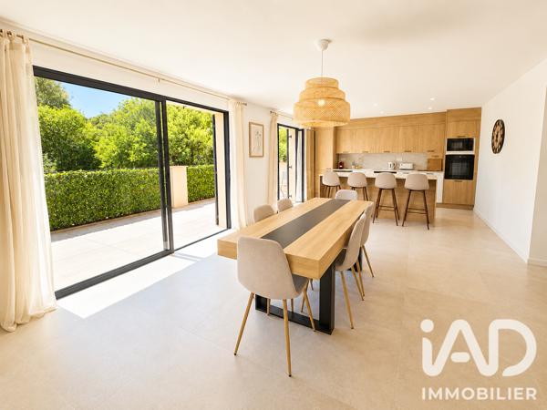Appartement à vendre 4 pièces 105 m² Cogolin