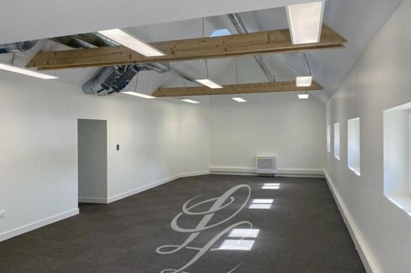 Location - BUREAUX 260 m 2