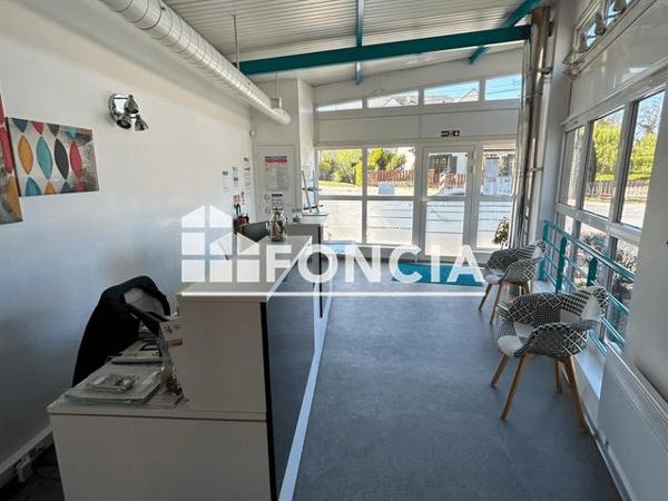 Location Local commercial 5 pièces 123 m² - 3 TER RUE WINSTON CHURCHILL Laon 02000