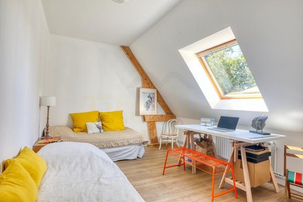 Gournay-en-Bray (76220) Maison familiale 7 pièces – 185 m² habitables sur 1 645 m² de terrain – Ménerval