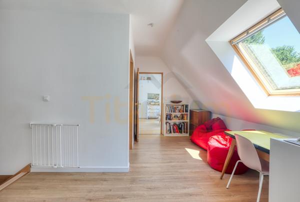 Gournay-en-Bray (76220) Maison familiale 7 pièces – 185 m² habitables sur 1 645 m² de terrain – Ménerval