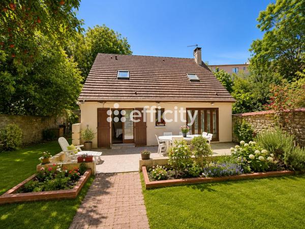 Maison
         6 pièces
        - 96 m² Exclusivité 340 000 € *