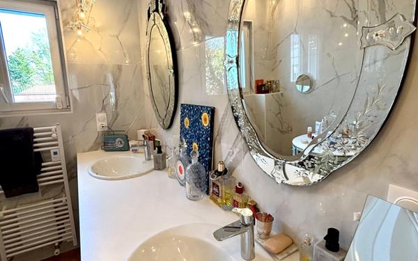 Appartement à vendre    4 pièces • 115,37 m2 Pau