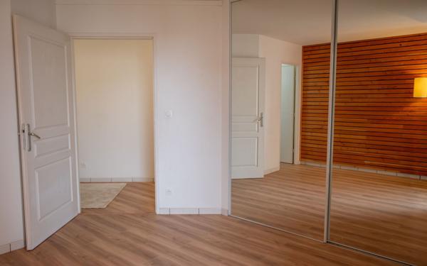 Appartement à vendre    4 pièces • 133,11 m2 Rochefort