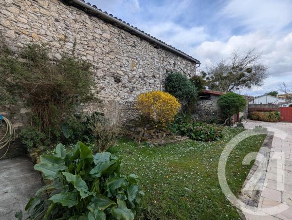 Maison à vendre  5 pièces - 139,53 m 2   SALIES DE BEARN  - 64
