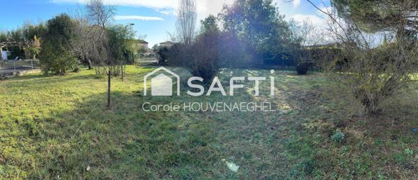 Beau  terrain  518 m²   viabilisé, situé dans un secteur calme, l'emplacement idéal pour votre future projet !!!
